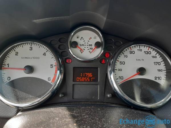 Peugeot 207 1.4 HDi 70ch FAP Urban Move