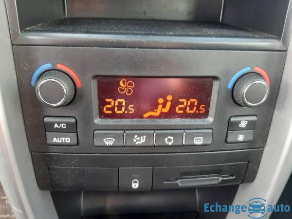 Peugeot 207 1.4 HDi 70ch FAP Urban Move