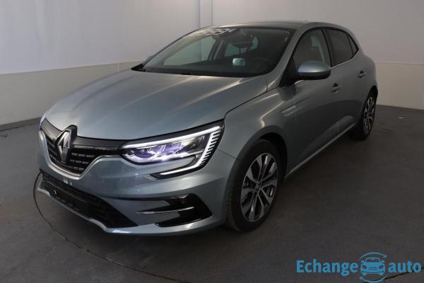 Renault Mégane IV BERLINE TCe 140 FAP Intens