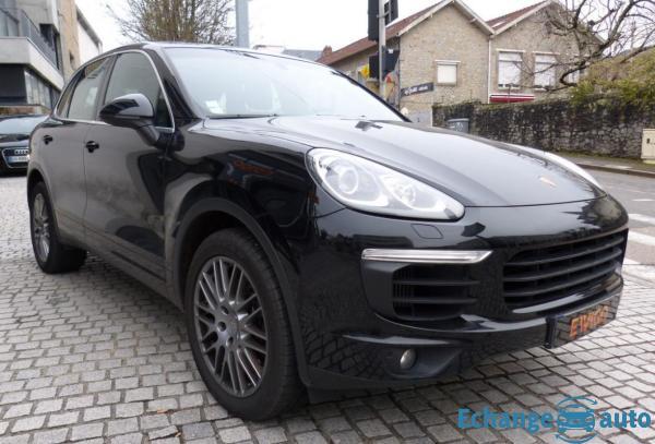 Porsche Cayenne 92A 3.0 TDi DPF V6-262 AWD 24V Tiptronic S 262 CV Boîte auto