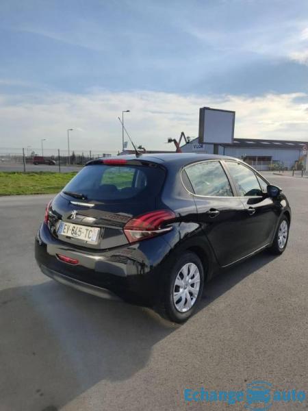 Peugeot 208 Puretech 68 ACTIVE