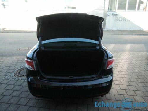 Toyota Avensis 1.6 Sol