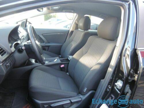 Toyota Avensis 1.6 Sol