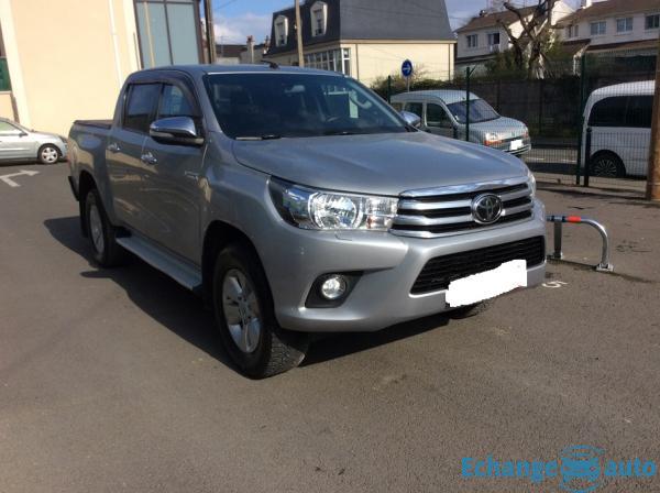 Toyota Hilux IV 4WD 2.4 D-4D 150 DOUBLE CABINE