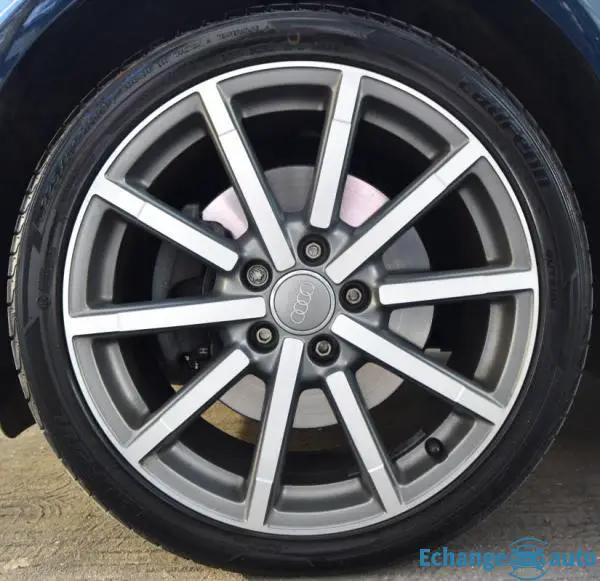 Audi A3 III (2) SPORTBACK 2.0 TFSI 190 DESIGN QUATTRO S tronic 7 CARPLAY