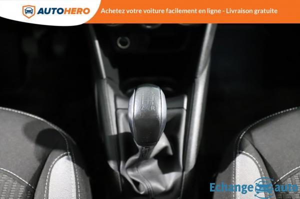 Peugeot 208 1.2 VTi Style 82 ch