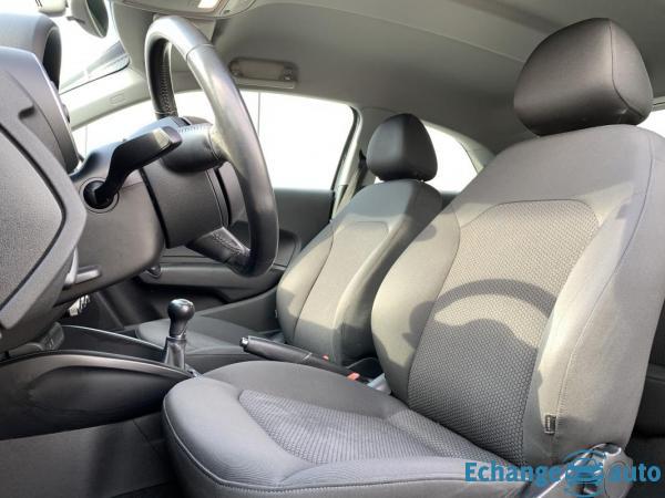 Audi A1 AMBIENTE 1.6 TDI 90 CH