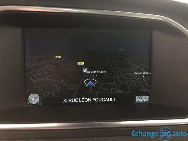 Volvo V40 2.0 D2 120 SUMMUM CUIR/CAM/TOIT/GPS