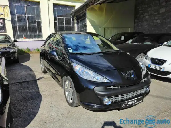 PEUGEOT 207 1.6 HDi 16v 90ch Trendy