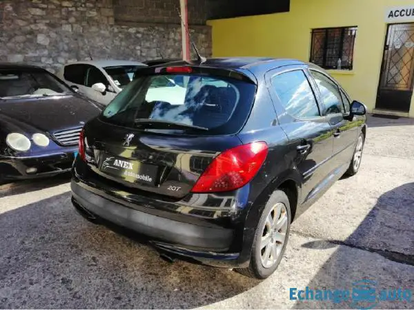 PEUGEOT 207 1.6 HDi 16v 90ch Trendy