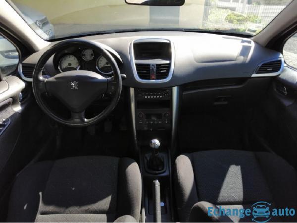 PEUGEOT 207 1.6 HDi 16v 90ch Trendy