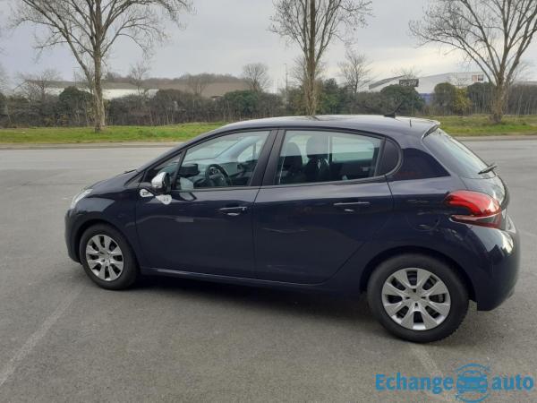 Peugeot 208 1.2L puretech 68 ch LIKE - GARANTIE 6 MOIS