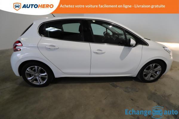 Peugeot 208 1.6 HDi Allure 92 ch