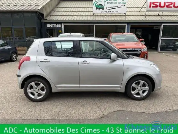 Suzuki Swift 1.3 VVT 92 GLX 4X4 5P