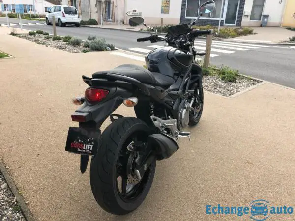 Suzuki SFV650 GARANTIE 6 MOIS