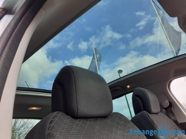 Peugeot 3008 1.6 HDI 115 BVM6 Business