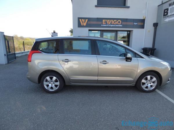 Peugeot 5008 1.6 E-HDI 112 FAP ACTIVE BMP6 + Attelage