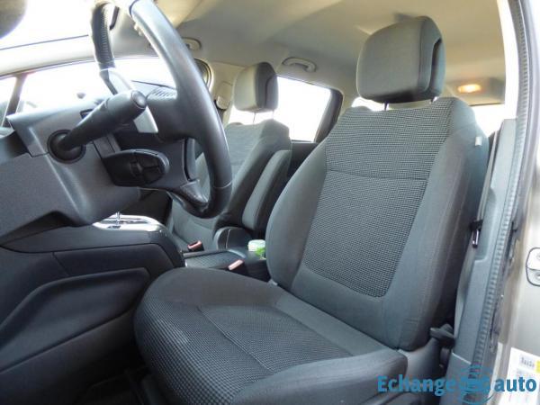 Peugeot 5008 1.6 E-HDI 112 FAP ACTIVE BMP6 + Attelage