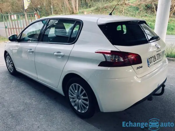 Peugeot 308 1.6 HDI 100CV 5P 29700KM 13990E