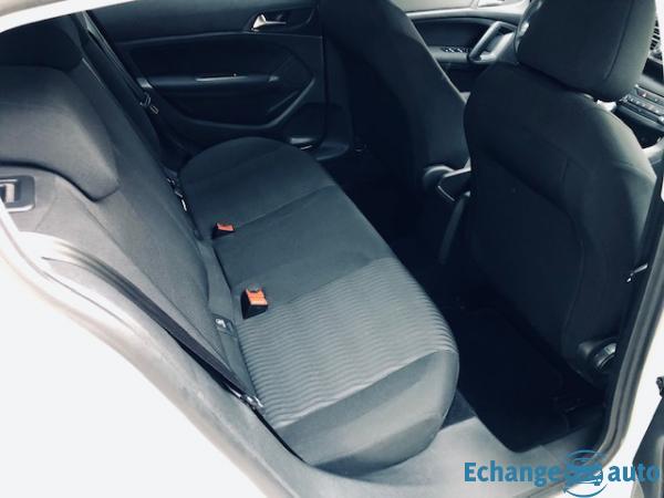 Peugeot 308 1.6 HDI 100CV 5P 29700KM 13990E