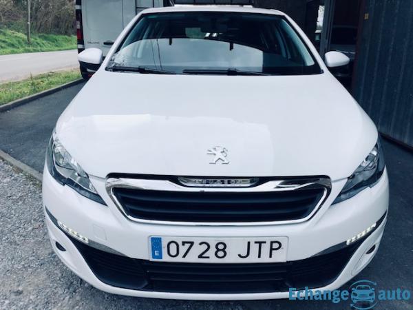 Peugeot 308 1.6 HDI 100CV 5P 29700KM 13990E