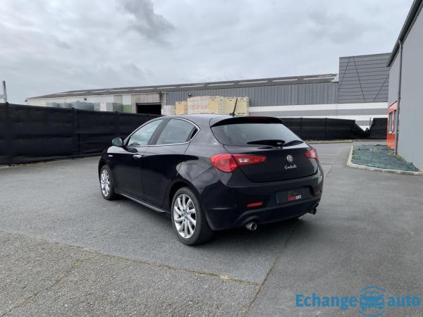 Alfa Romeo Giulietta 2.0 JTDM 140 CH