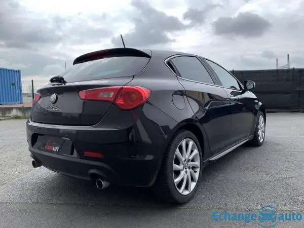 Alfa Romeo Giulietta 2.0 JTDM 140 CH
