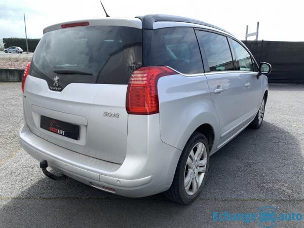 Peugeot 5008 2.0 HDI 150 CH ALLURE