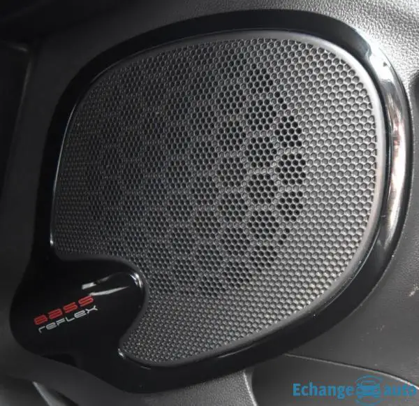 Renault Clio 4 IV (2) 1.2 TCE 120 ENERGY LIMITED