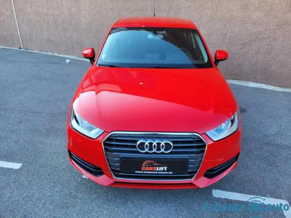 Audi A1 SPORTBACK tfsi 82cv