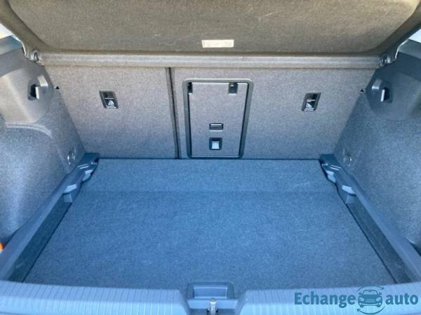 Volkswagen Golf 2.0 TDI SCR 115 BVM6 Life Business 1st