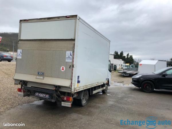 Renault Maxity CCB 2.5 DCI 131