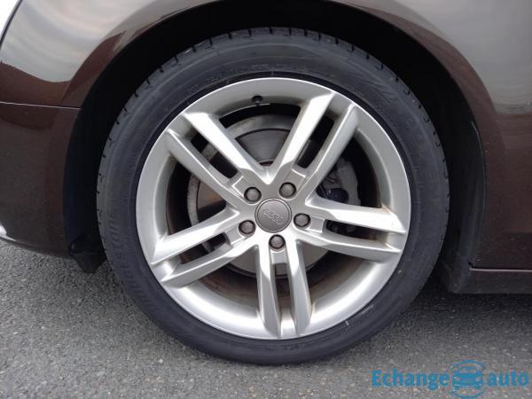 Audi A4 2.0 TDI 143 CH S-LINE multitronic