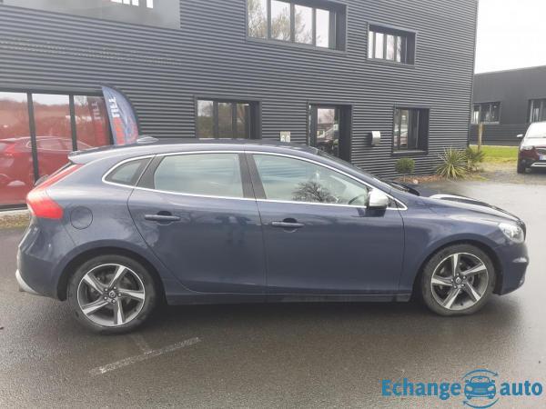 Volvo V40 D2 115ch R-Desing