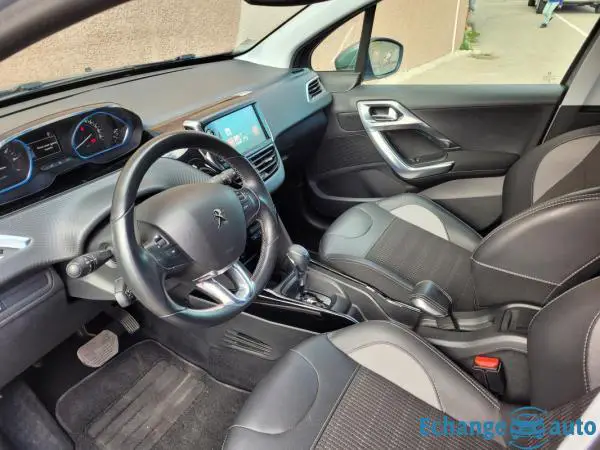 Peugeot 2008 1.2 PURETECH 110 EAT6 ALLURE
