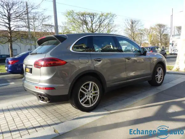 Porsche Cayenne S E-Hybrid 3.0 AWD 333/416