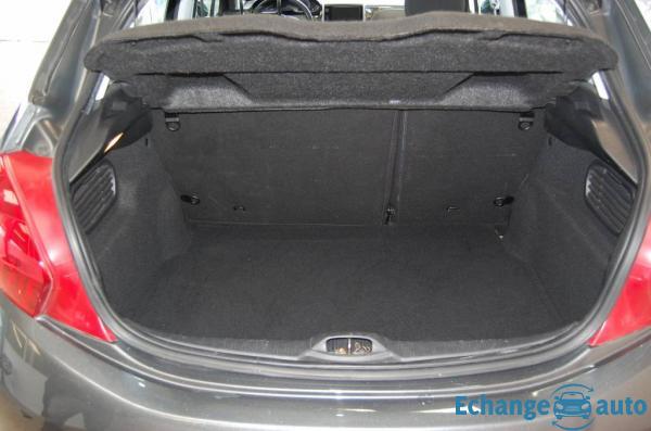 Peugeot 208 1.6 E-HDI 92 Féline