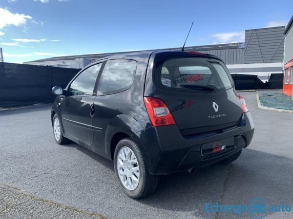 Renault Twingo 2 INITIALE 1.2 TCe 100 CH