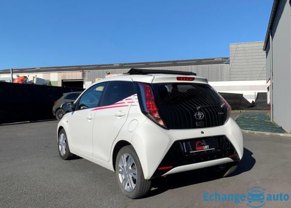 Toyota Aygo 1.0 VVT-I X-WAVE 69 CH