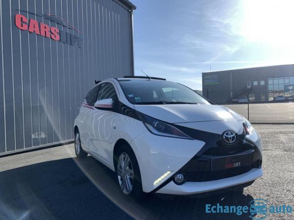 Toyota Aygo 1.0 VVT-I X-WAVE 69 CH