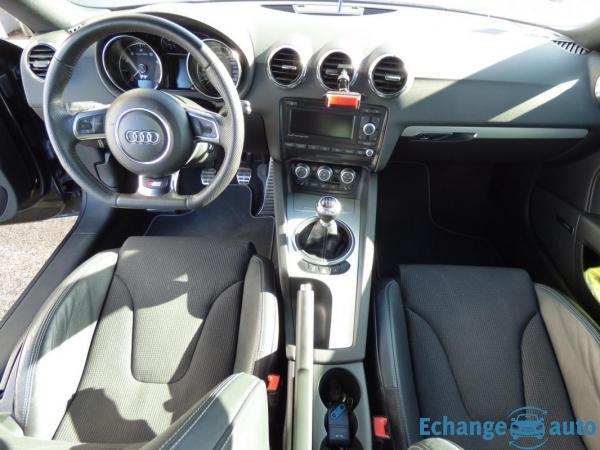 Audi TT II (2) COUPE 2.0 TFSI 211 S line