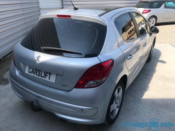Peugeot 207 1.6 HDI 16V 90 CV FELINE