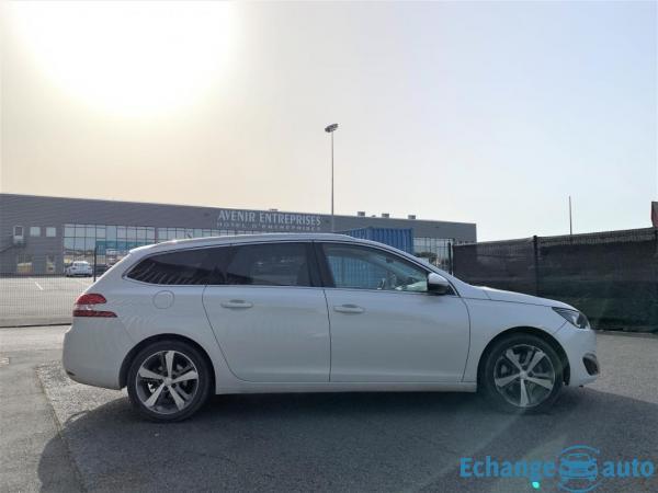 Peugeot 308 2.0 BLUEHDI 150 CH FELINE