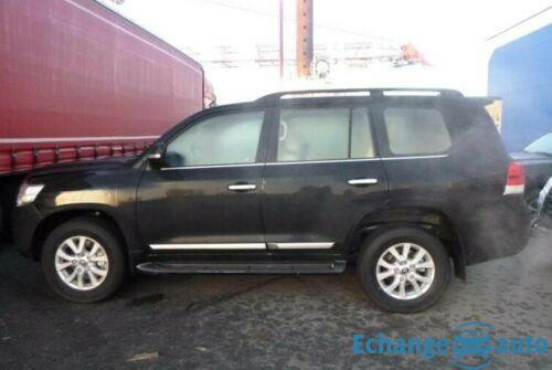 Toyota Land Cruiser 200 Luxe