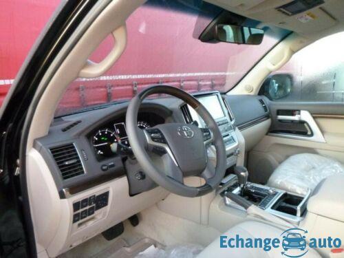 Toyota Land Cruiser 200 Luxe