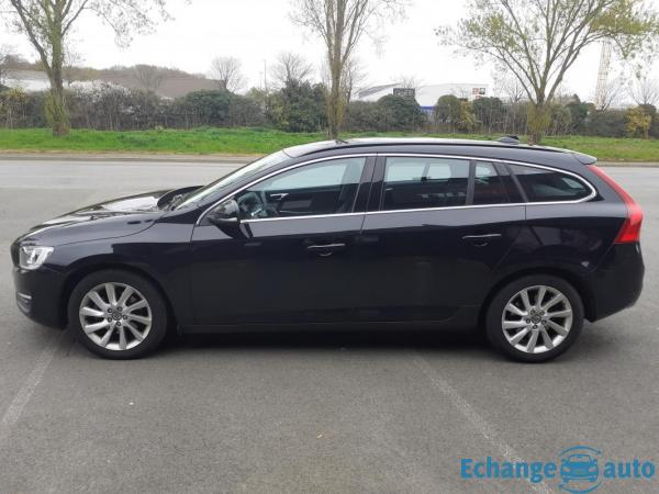 Volvo V60 D3 2.0 TDI DPF Break S&S 136 cv - Garantie 6 mois