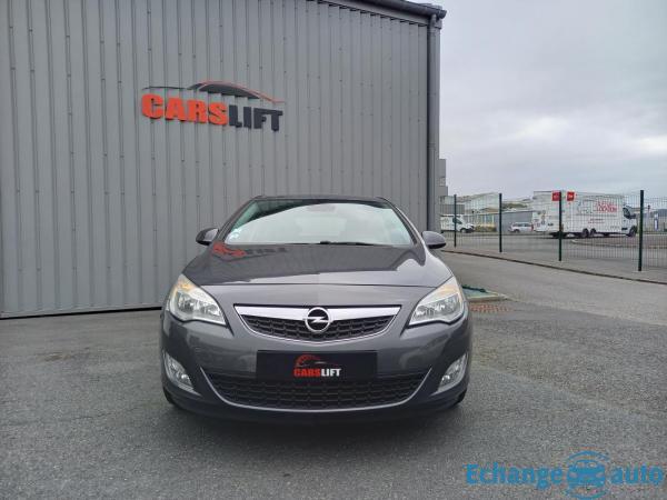 Opel Astra 1.7 CDTi 125 CH COSMO