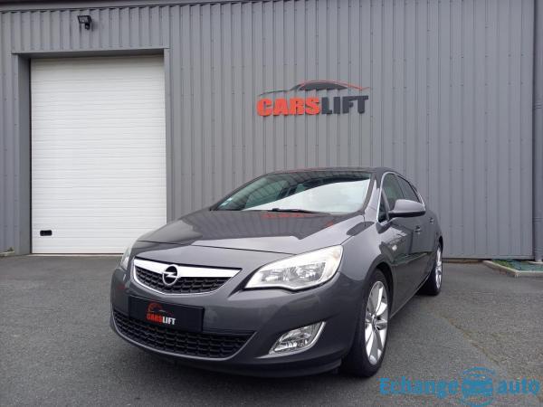 Opel Astra 1.7 CDTi 125 CH COSMO