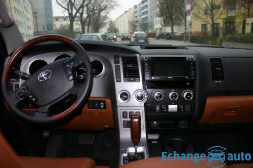 Toyota Sequoia 5.7 V8 Platinum AWD