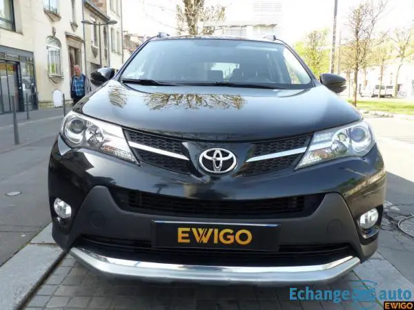 Toyota RAV4 2.2 D-CAT 150 4WD LOUNGE